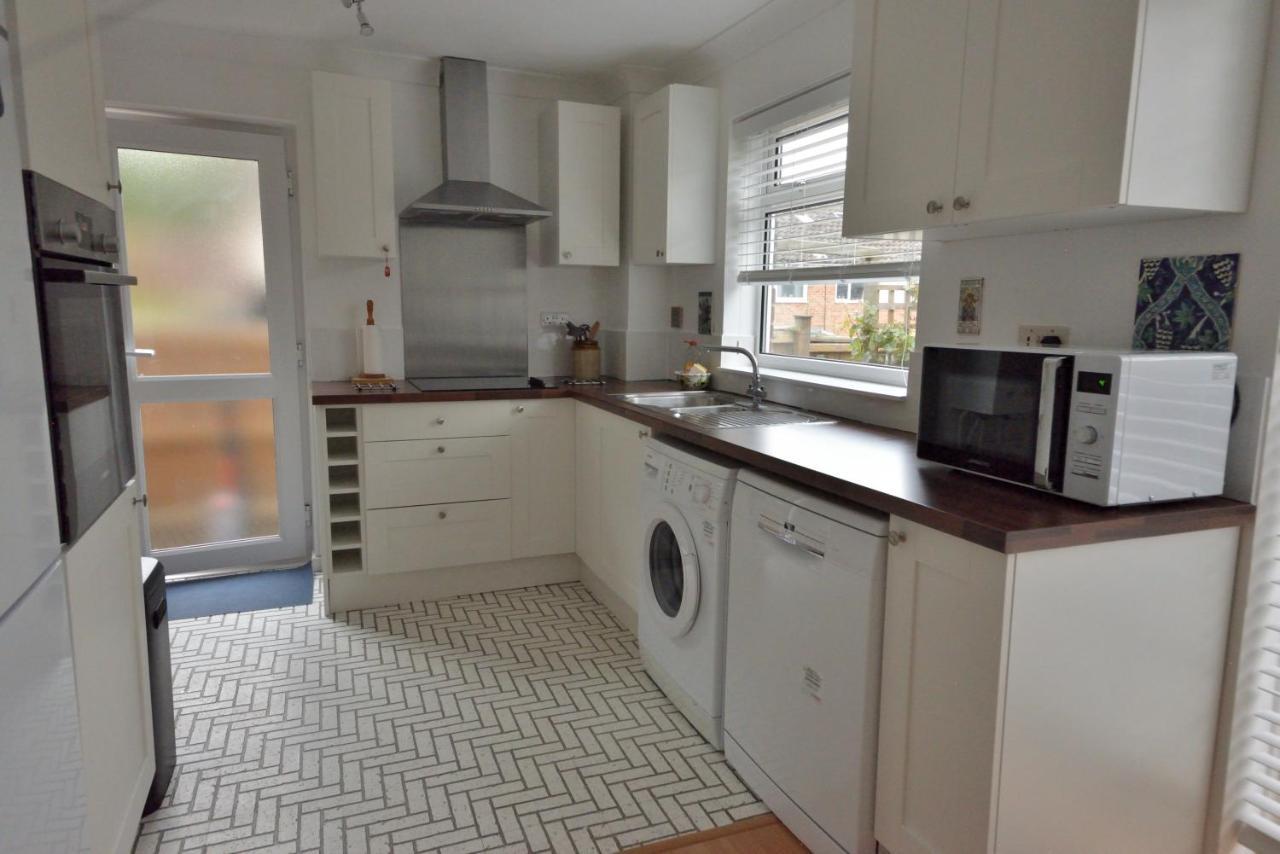 Cosy House, A Train Spotter'S Delight! New Alresford Exterior foto
